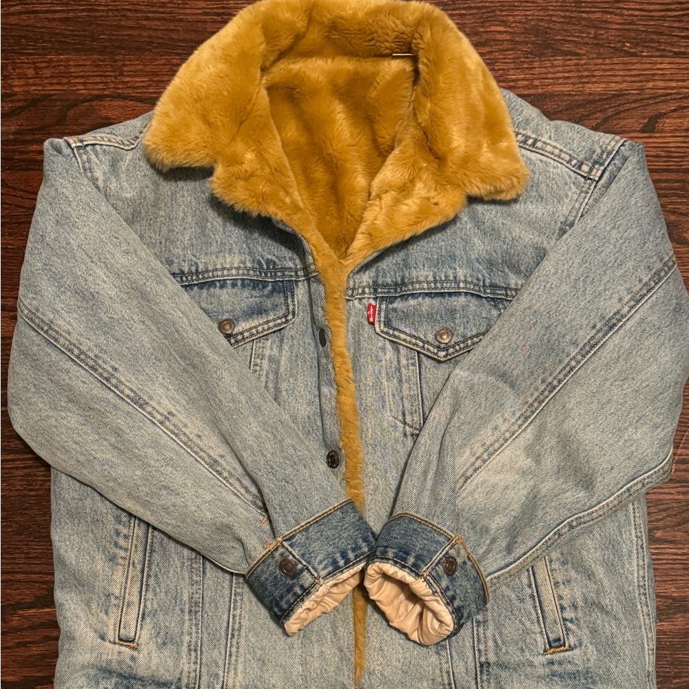 Levi’s Jean jacket with faux fur lining